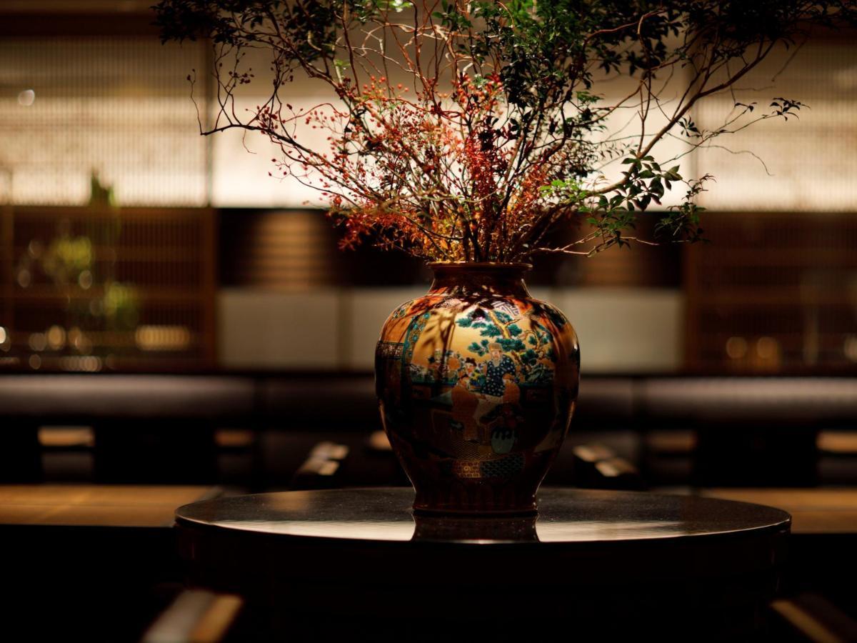 The Hotel Sanraku Kanazawa 21Th December 2022 Open Exterior foto A vase